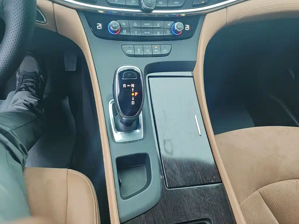 Buick LaCrosse — миниатюра 14