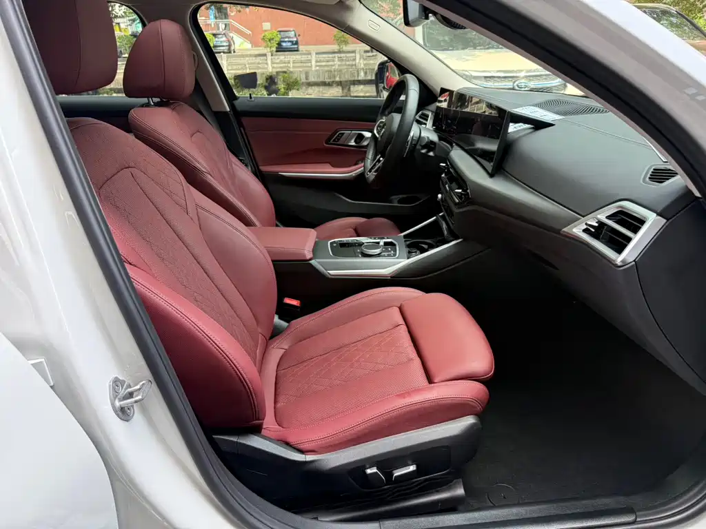 BMW 3 Series — миниатюра 14
