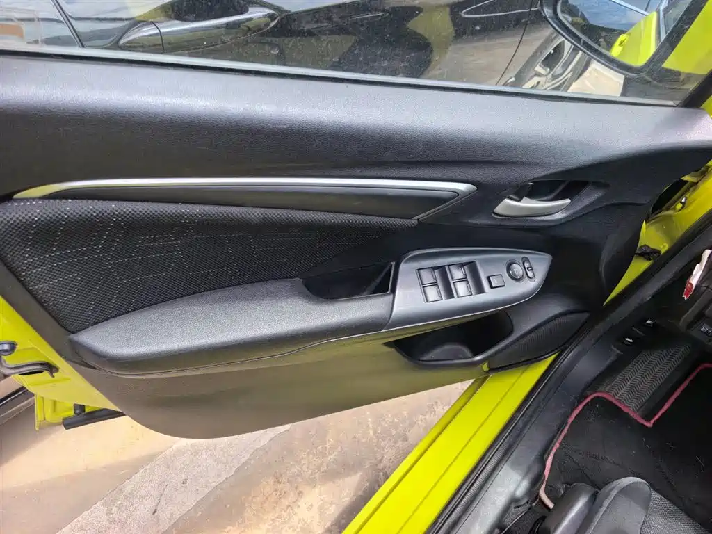 Honda Fit 2014 1.5L LX CVT Comfort