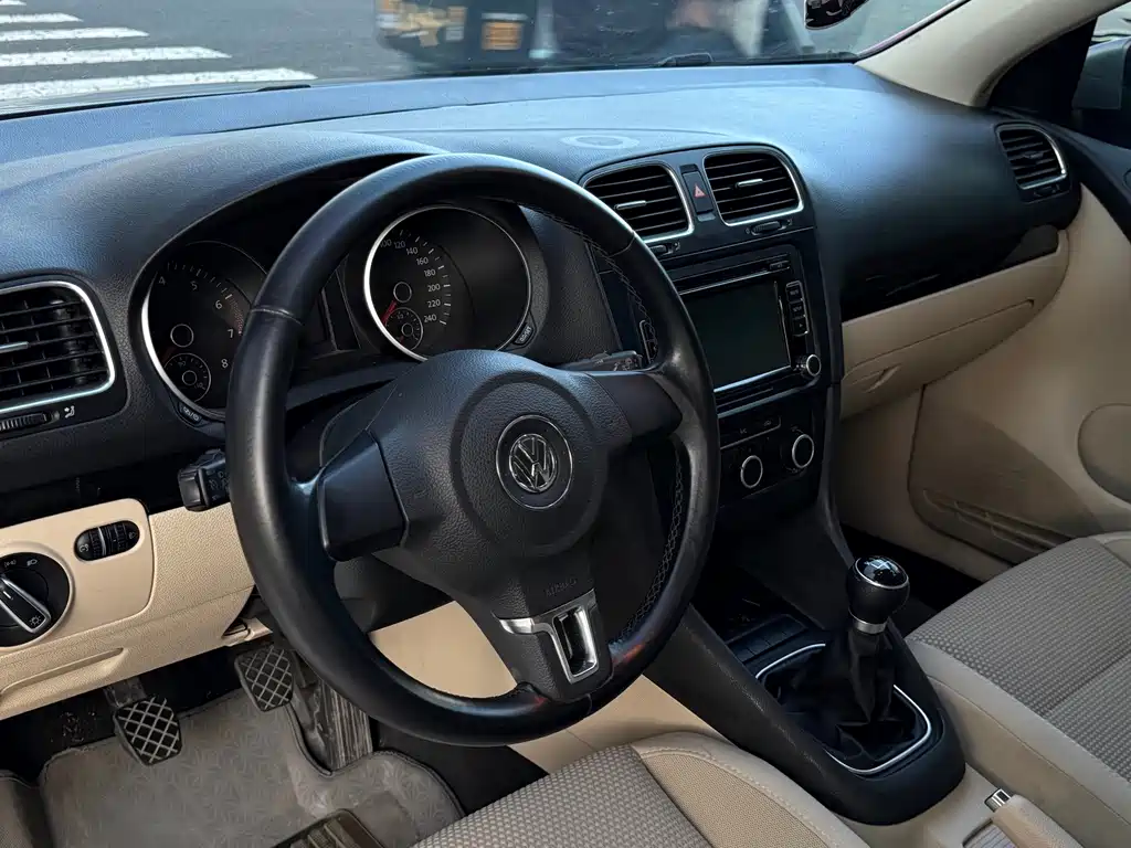 Volkswagen Golf — миниатюра 7