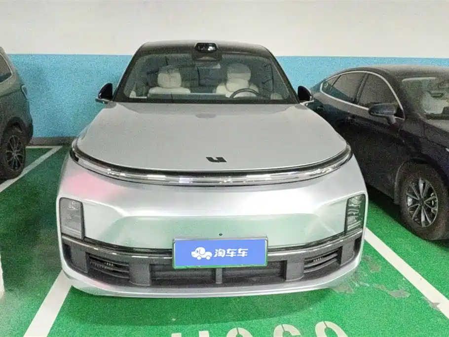 Li Auto IDEAL L8