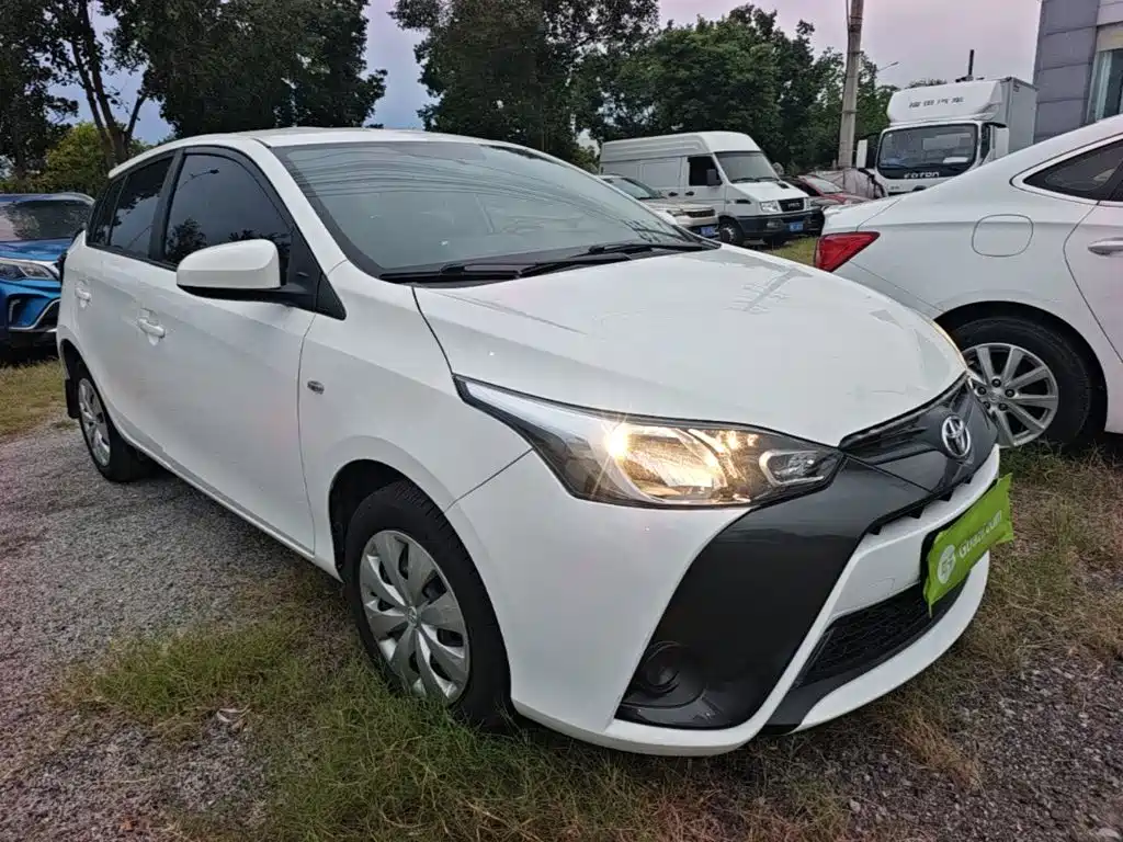 Toyota Yaris L — миниатюра 4