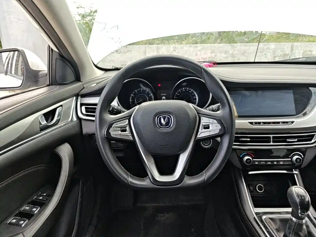 Changan Eado — миниатюра 11