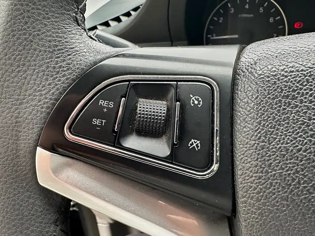 JAC Refine Refine M3 — миниатюра 12