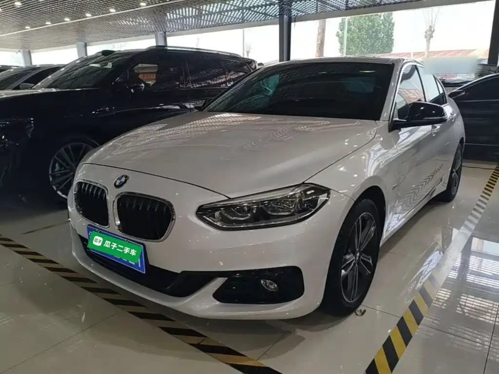 BMW 1 Series 2017 118i Sport Type