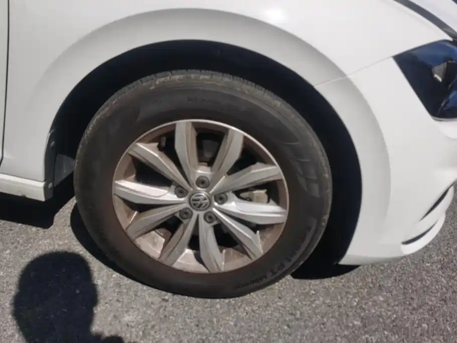 Volkswagen Polo — миниатюра 6