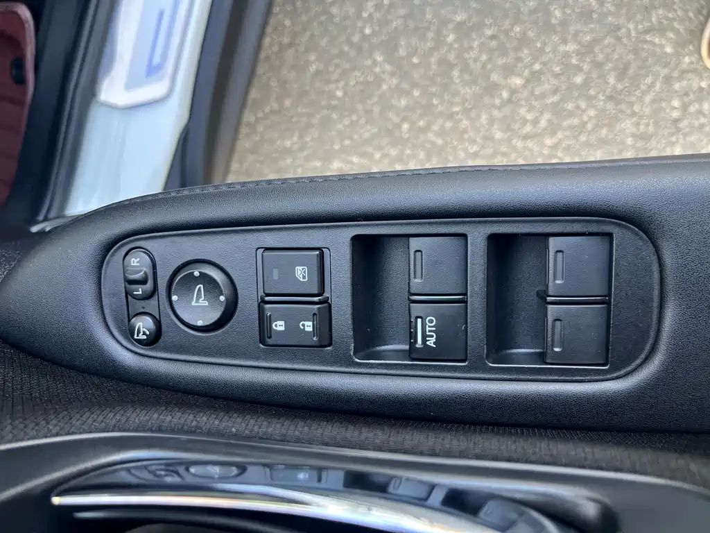 Honda Vezel — миниатюра 26