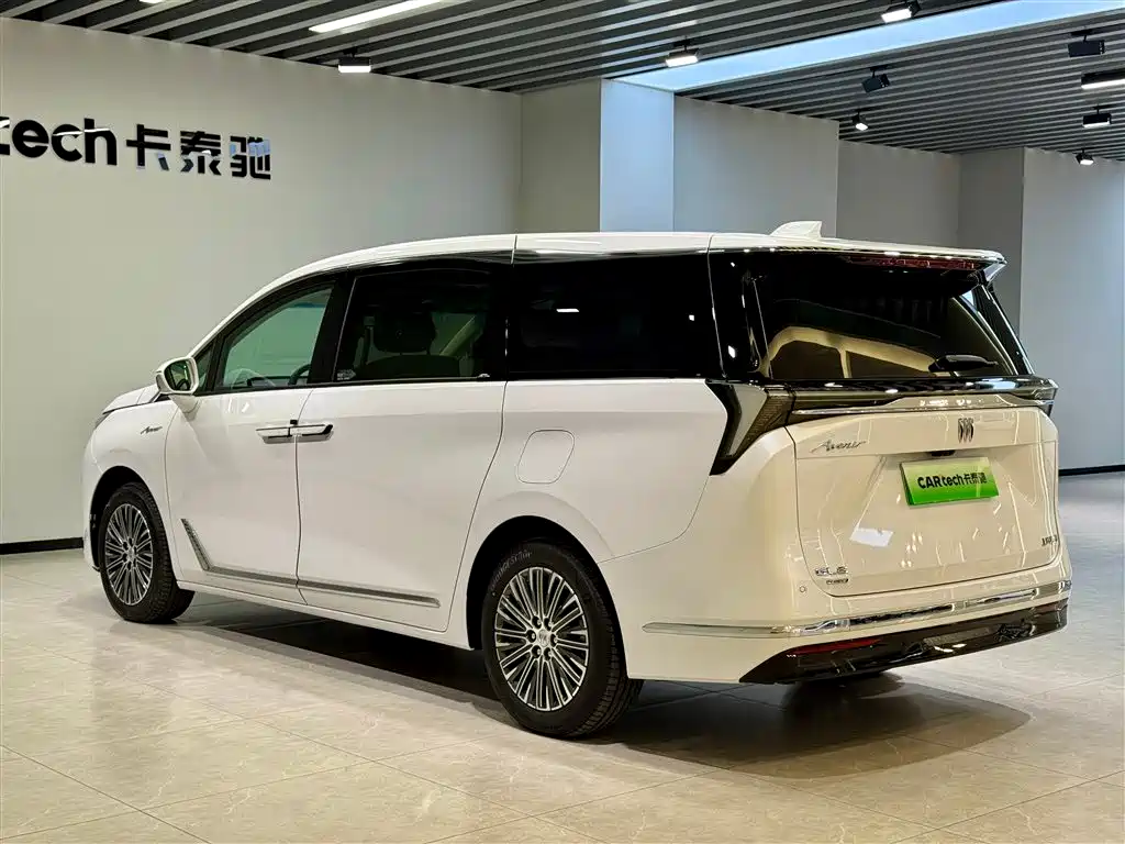 BUICK GL8 NEW ENERGY