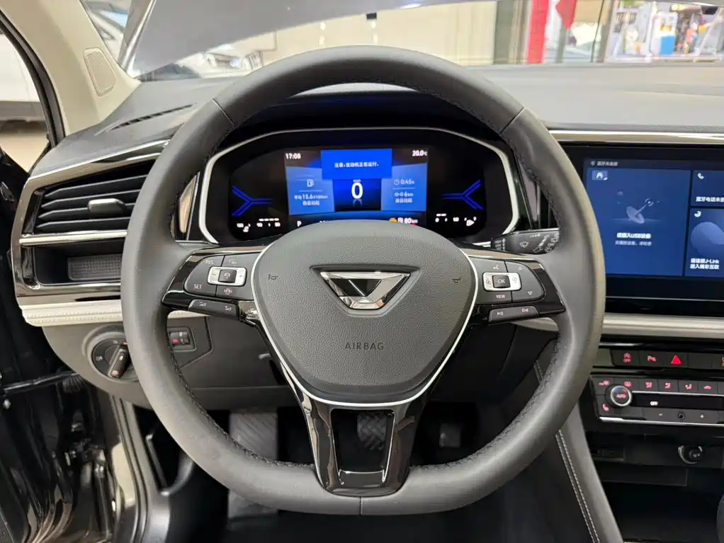 Jetta VS5 - фото 11