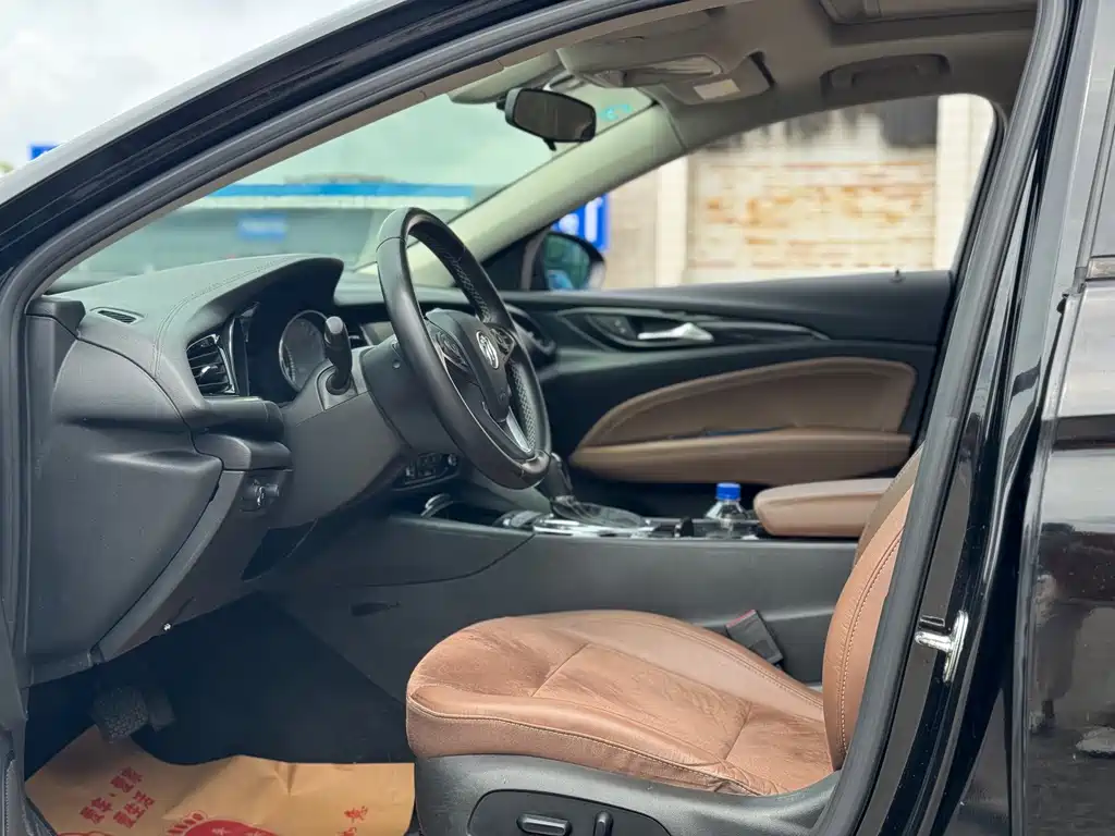 Buick Regal — миниатюра 4