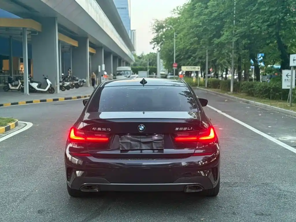 BMW 3 Series — миниатюра 5