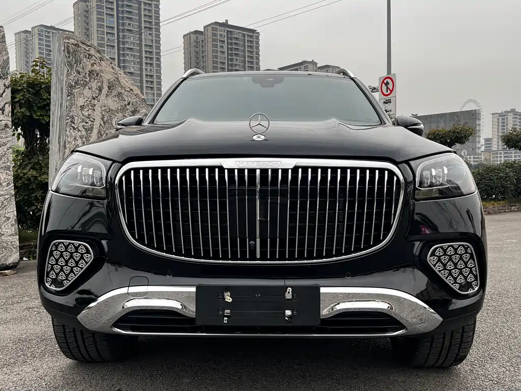 MERCEDES-BENZ GLS