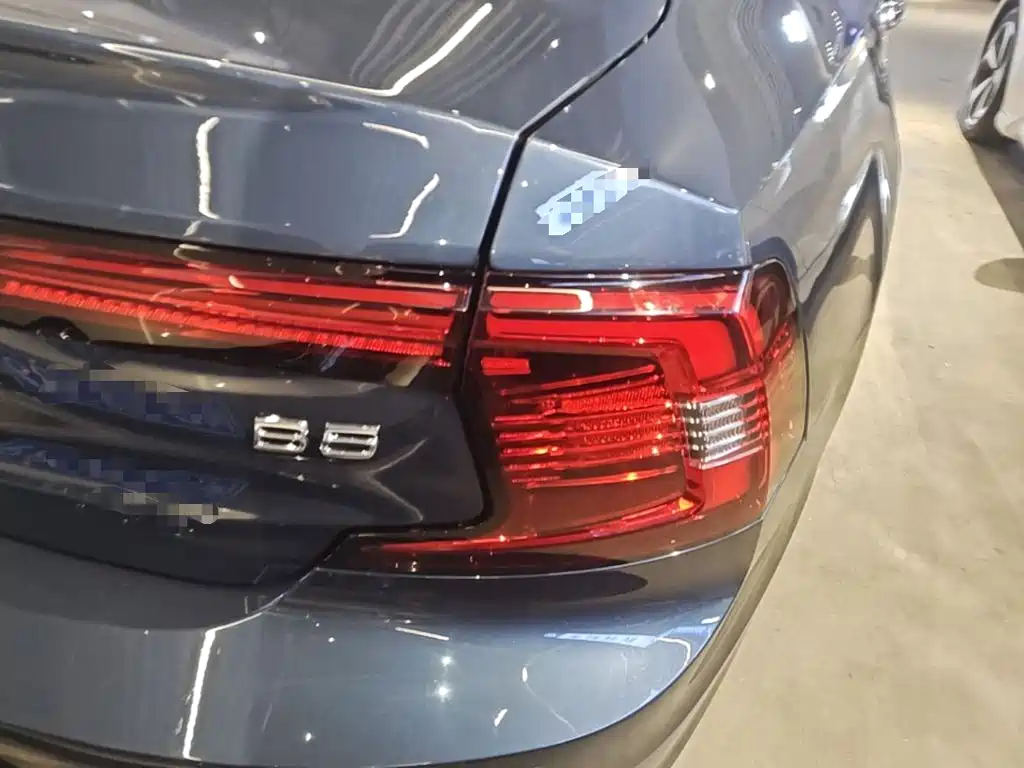 Volvo S90 — миниатюра 8