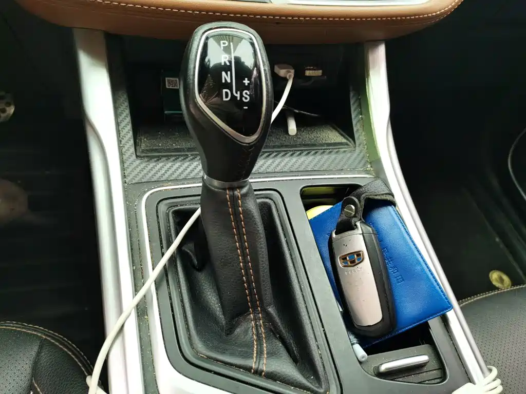 Geely Vision X6 — миниатюра 15