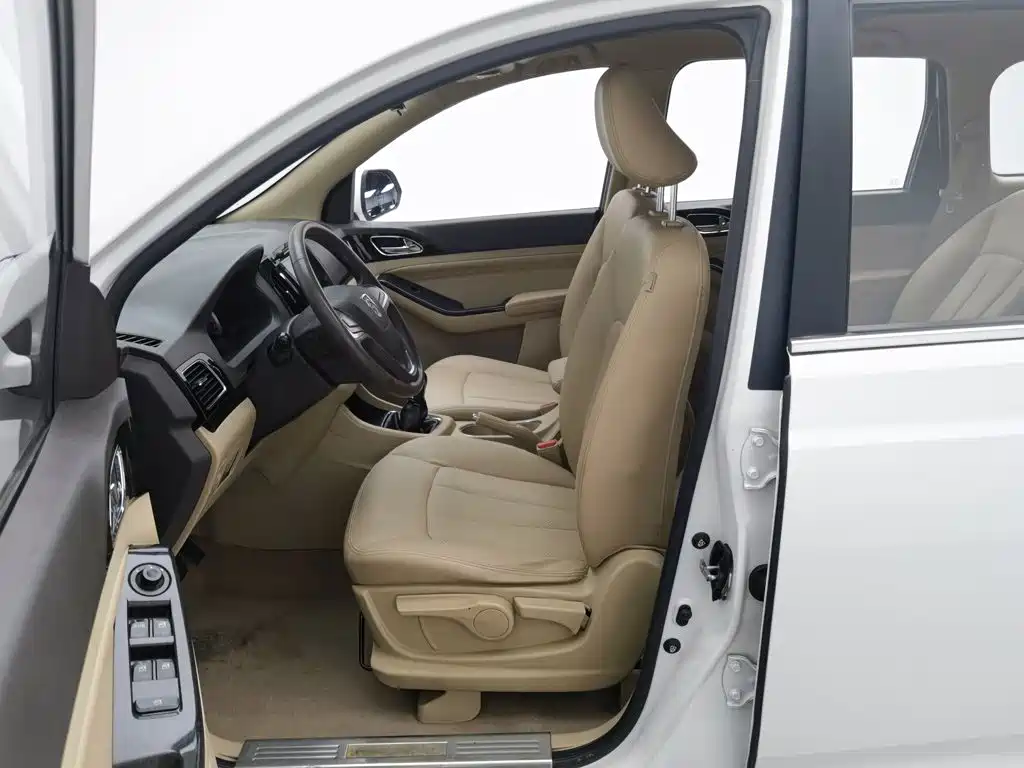 Baojun 730 — миниатюра 10