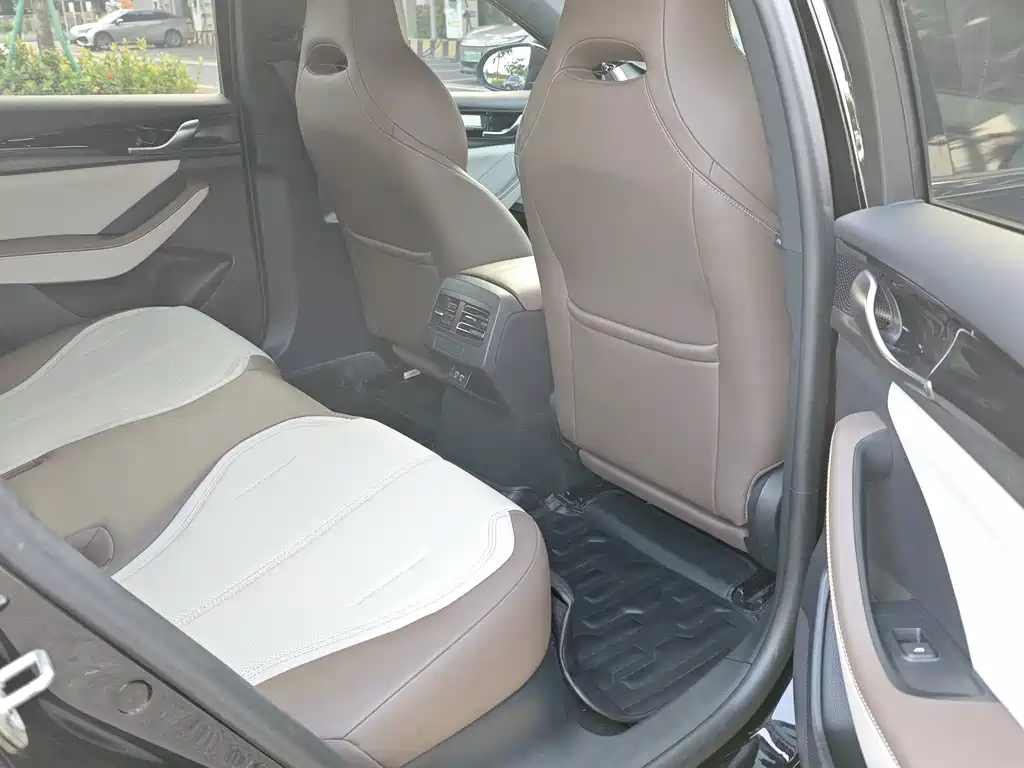BYD Qin PLUS — миниатюра 20