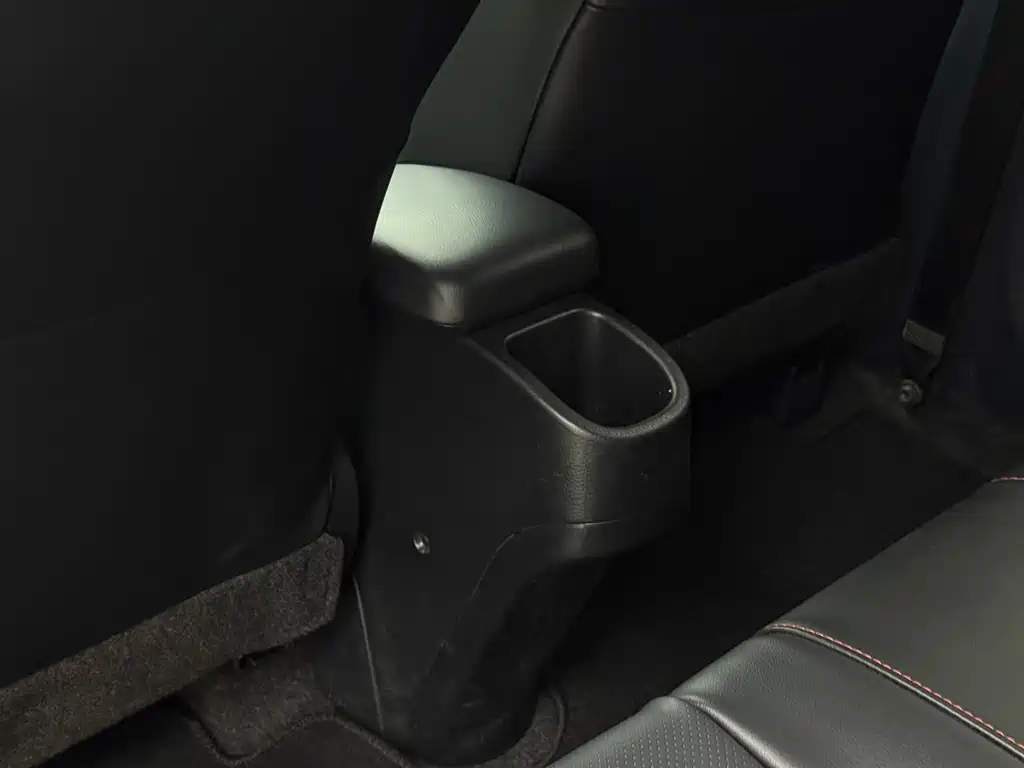 TOYOTA YARIS L ZHIXUAN