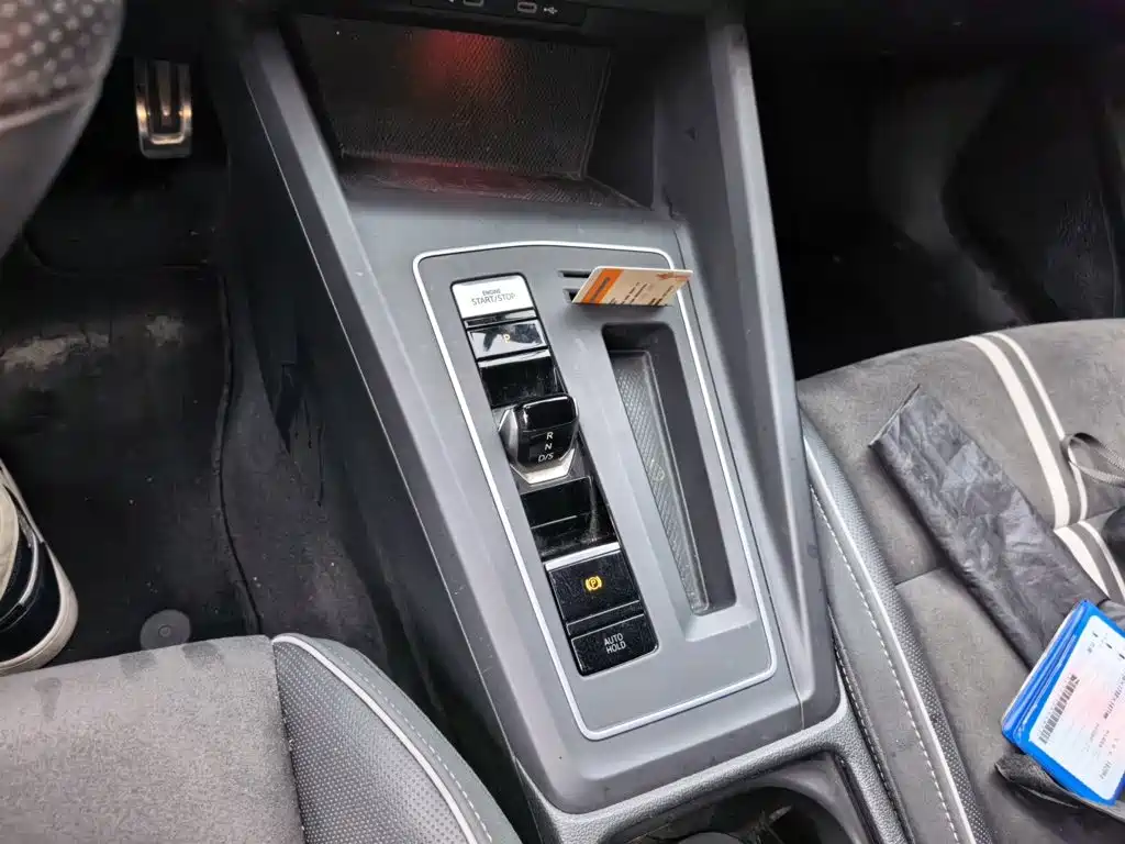 Volkswagen Golf — миниатюра 10