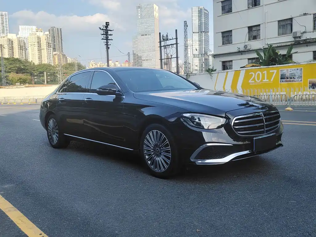 Mercedes-Benz E-Class 2022 — фото 3