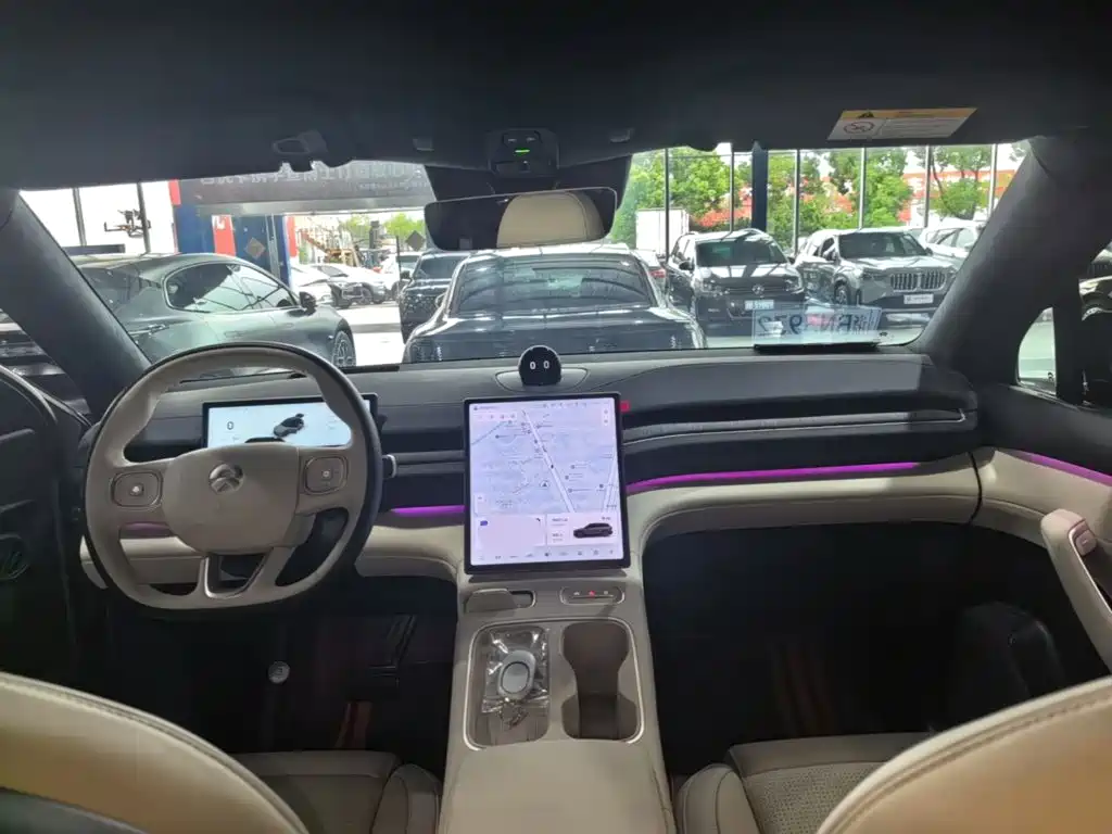 NIO ES6 — миниатюра 10