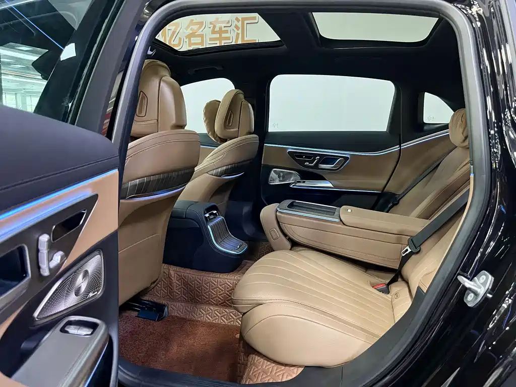 Mercedes-Benz E-Class E 2025 E 300 L Luxury