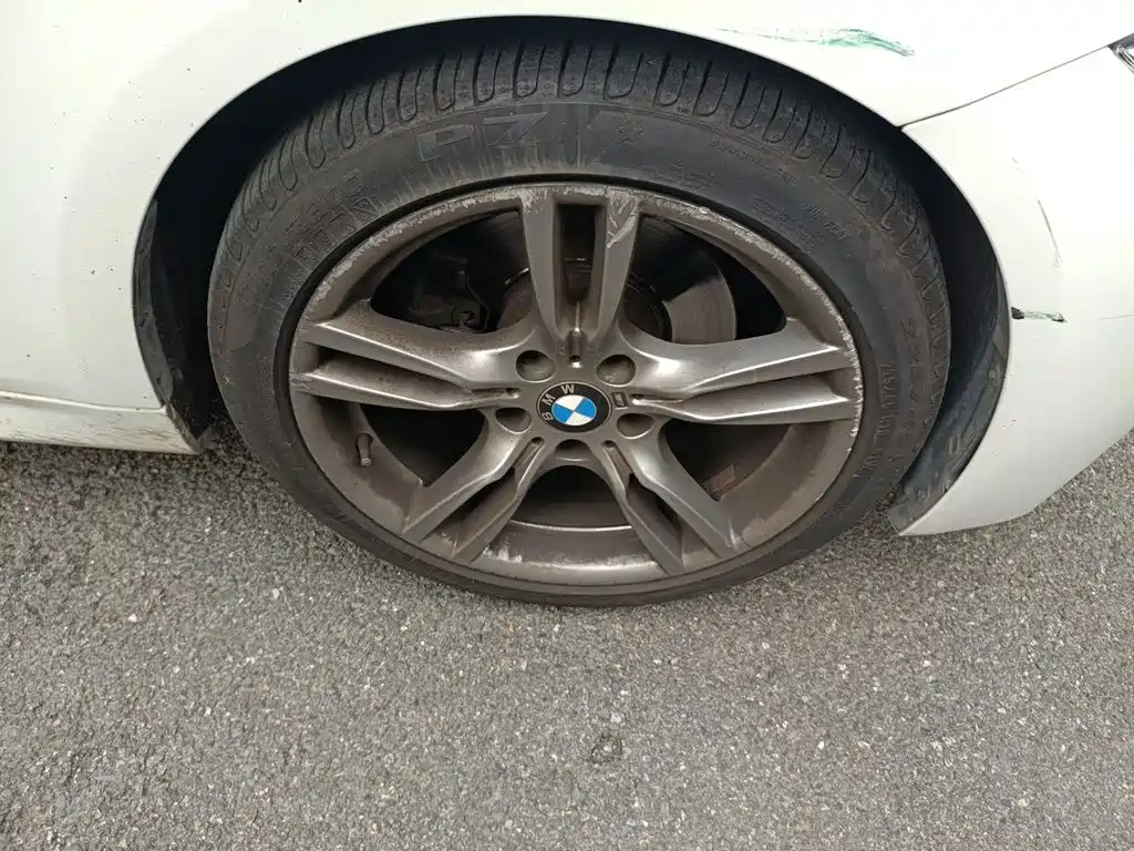 BMW 3 Series — миниатюра 8