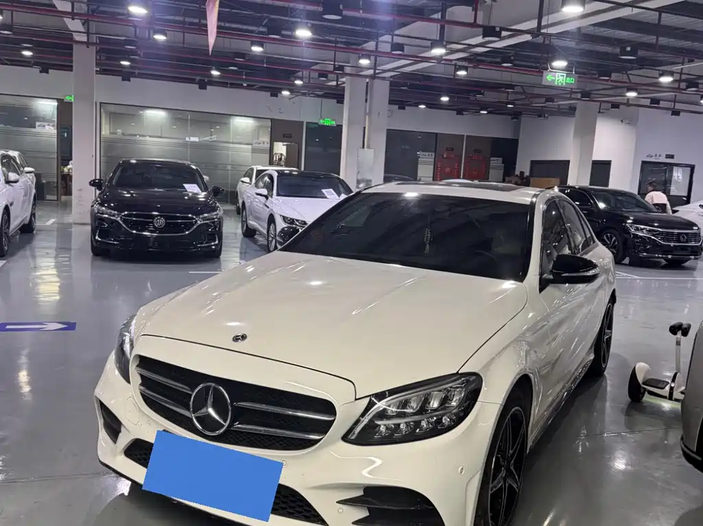 Mercedes-Benz C-Class 2020