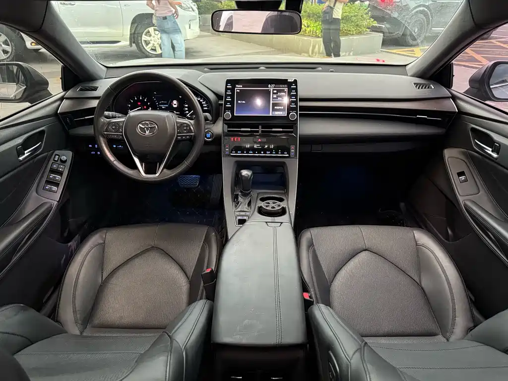 Toyota Avalon — миниатюра 6