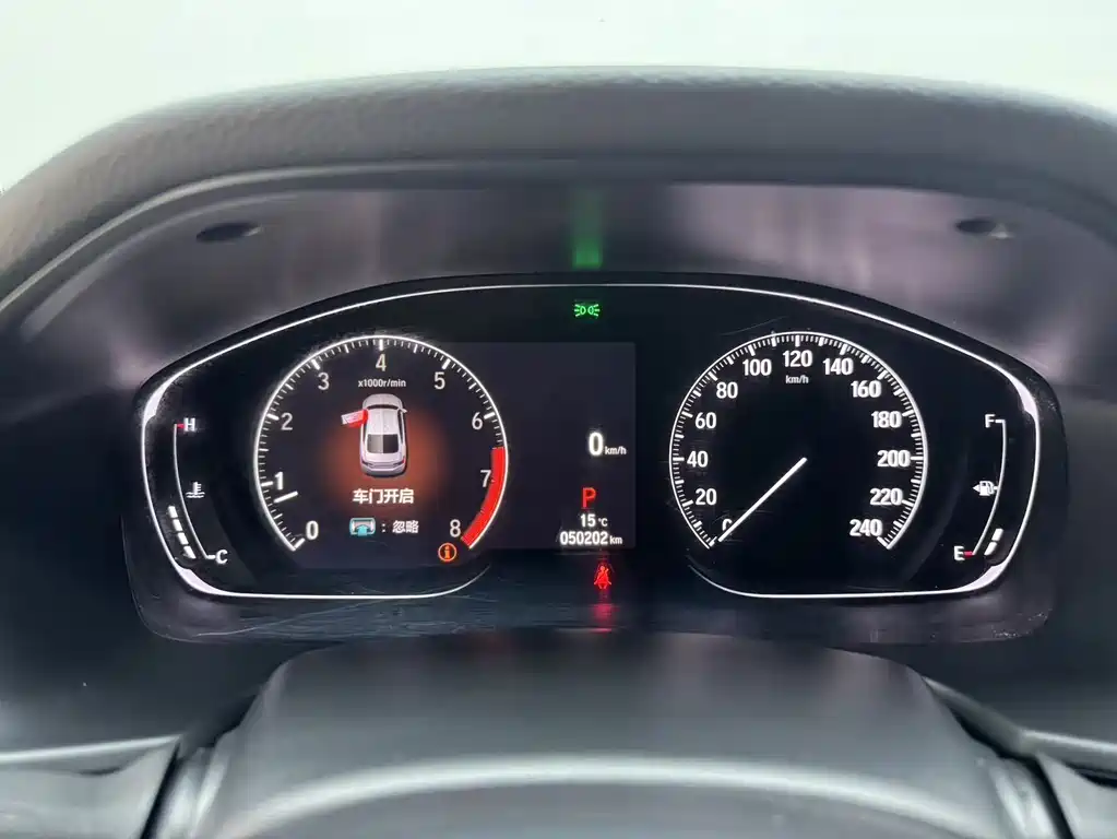 Honda Accord 2022 — фото 10