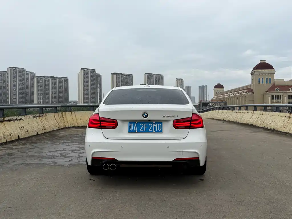BMW 3 Series — миниатюра 10