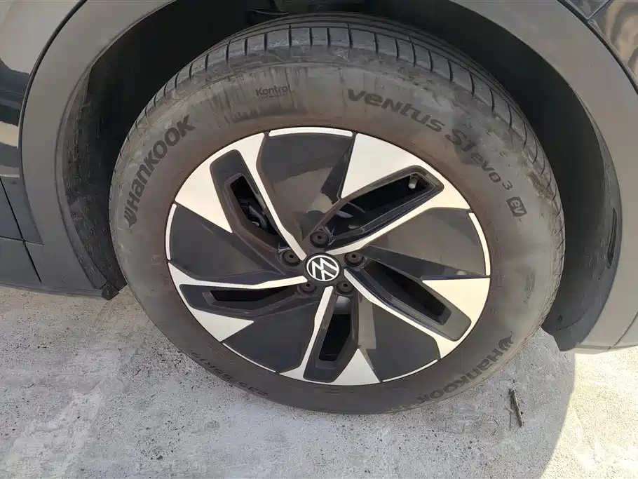 VOLKSWAGEN ID.4 CROZZ