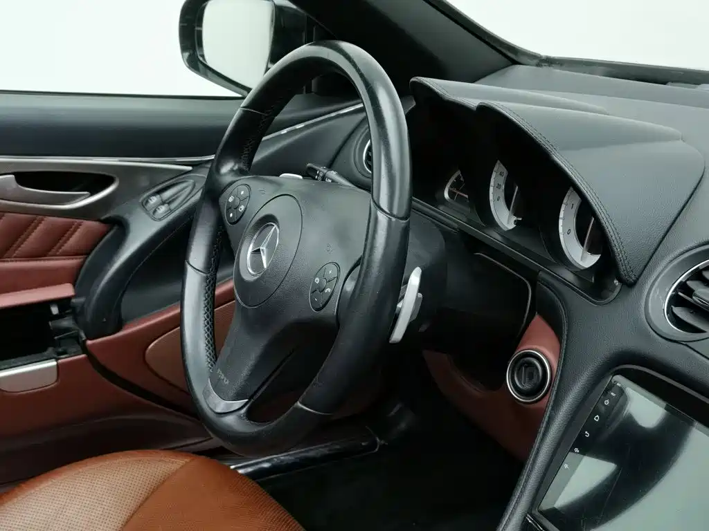 Mercedes-Benz SL-Class — миниатюра 22