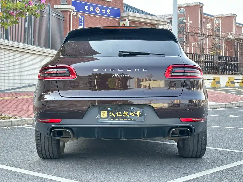 Porsche Macan 2016 Macan 2.0T