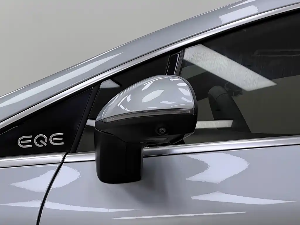 Mercedes-Benz EQE — миниатюра 11