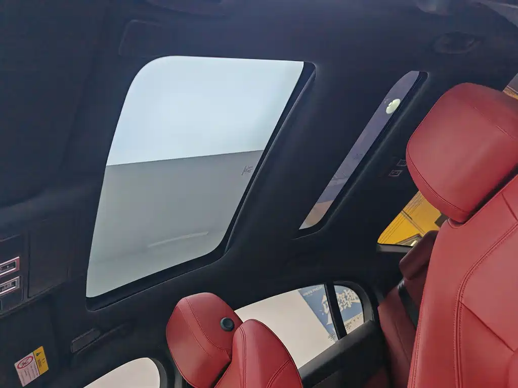 Jaguar XEL — миниатюра 18