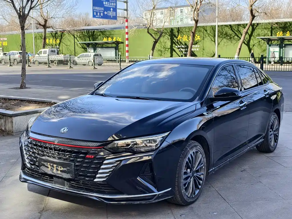 DONGFENG YI HYUN MAX