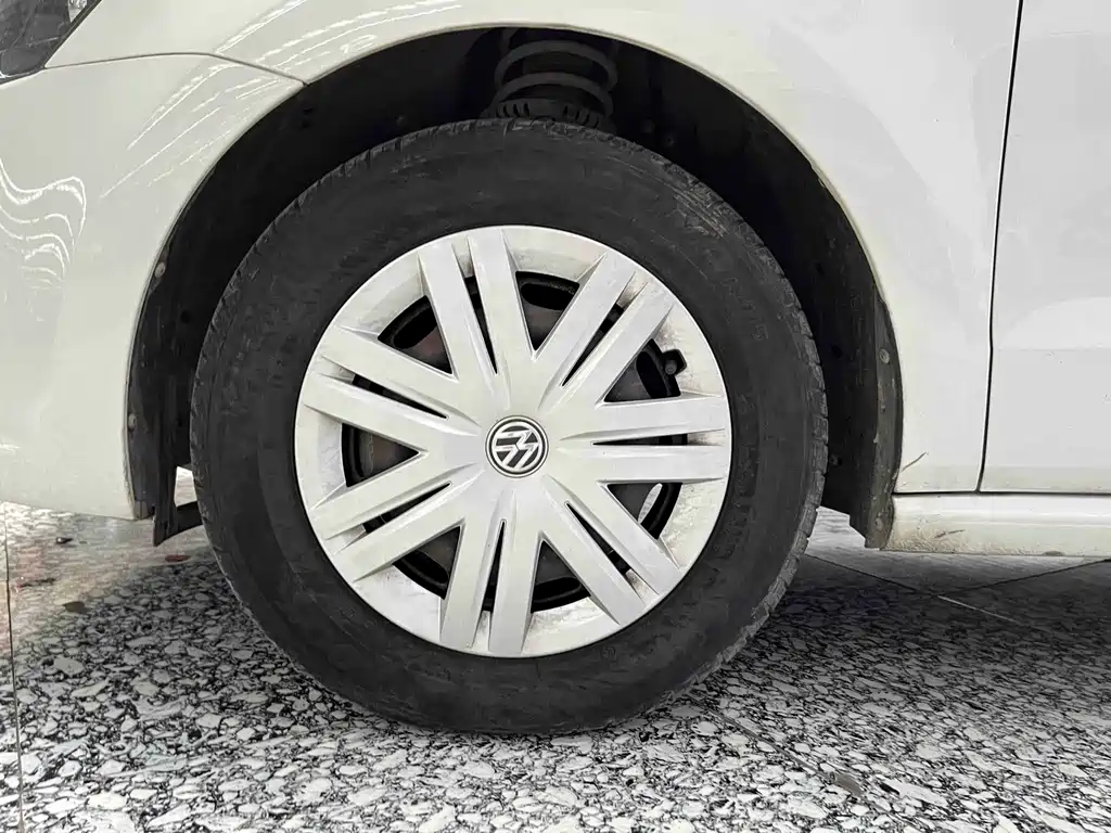 Volkswagen Polo — миниатюра 15