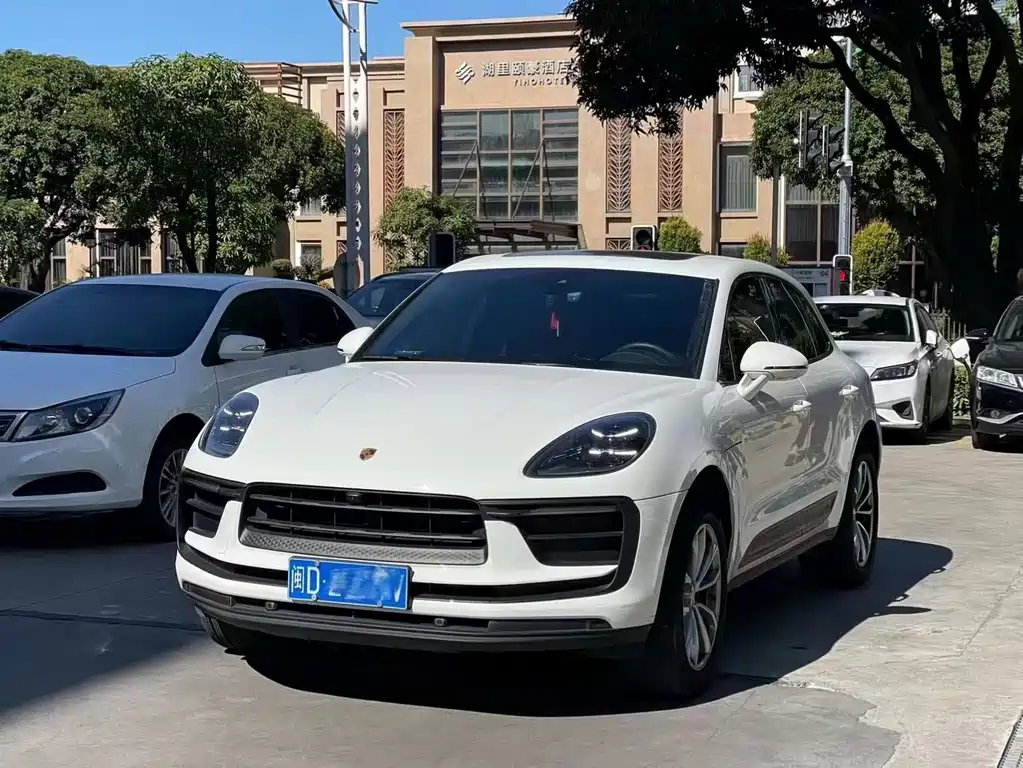 Porsche Macan 2023