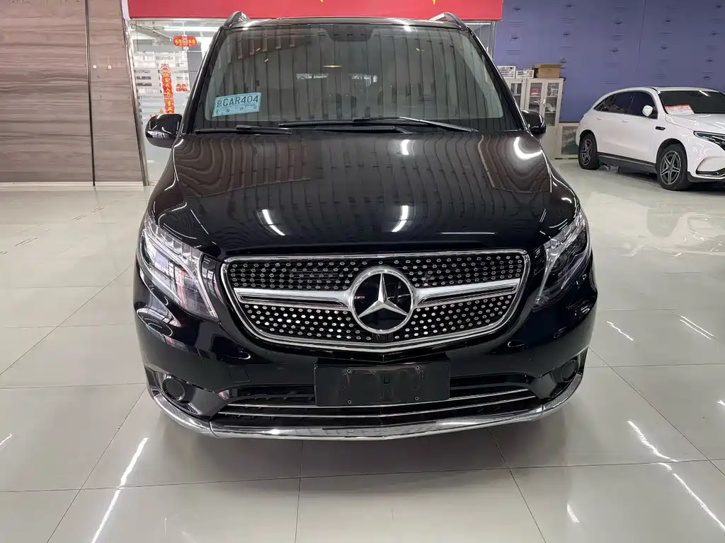 Mercedes-Benz Vito 2024