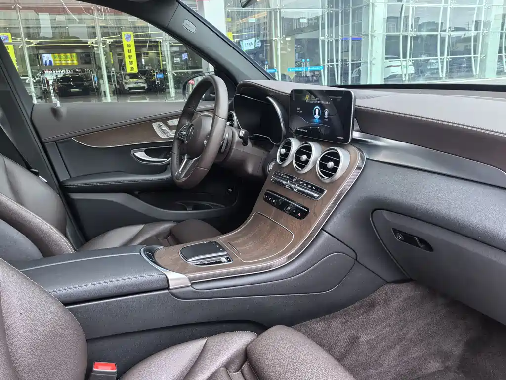 Mercedes-Benz GLC 2022 GLC 300 L 4MATIC