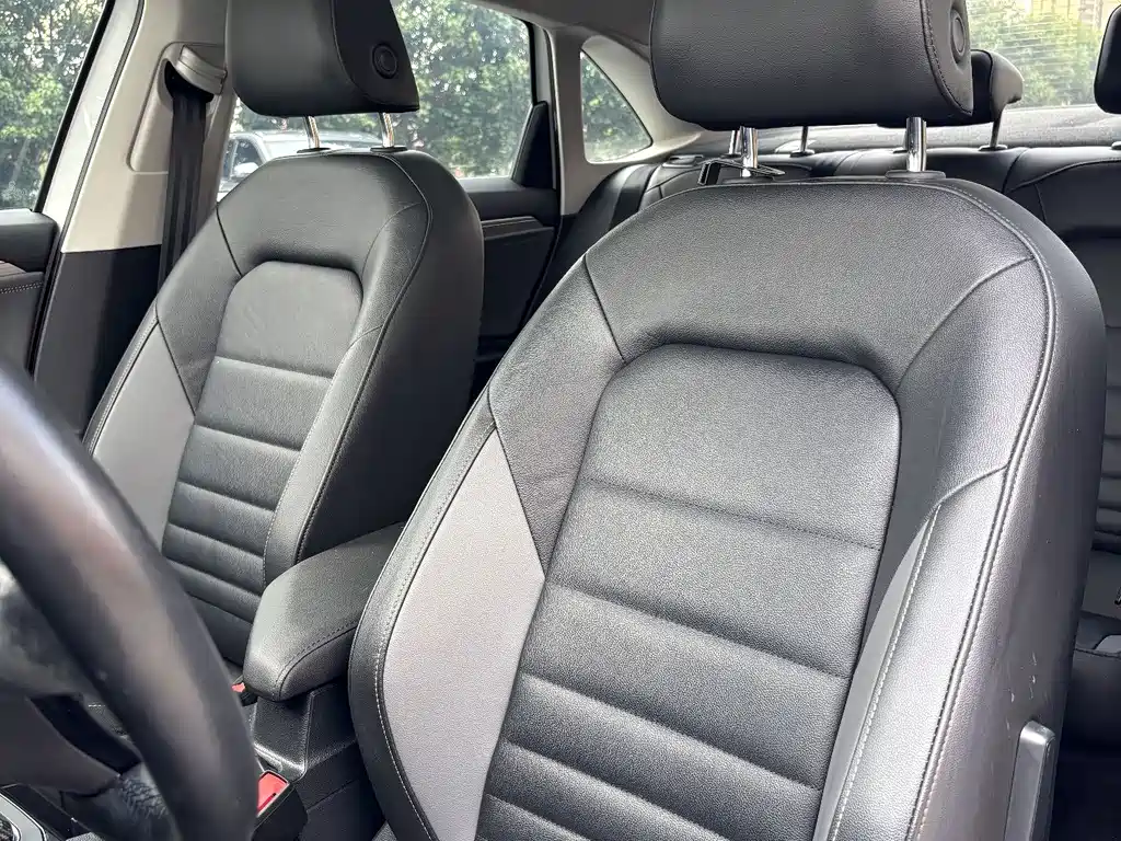 Volkswagen Sagitar — миниатюра 12
