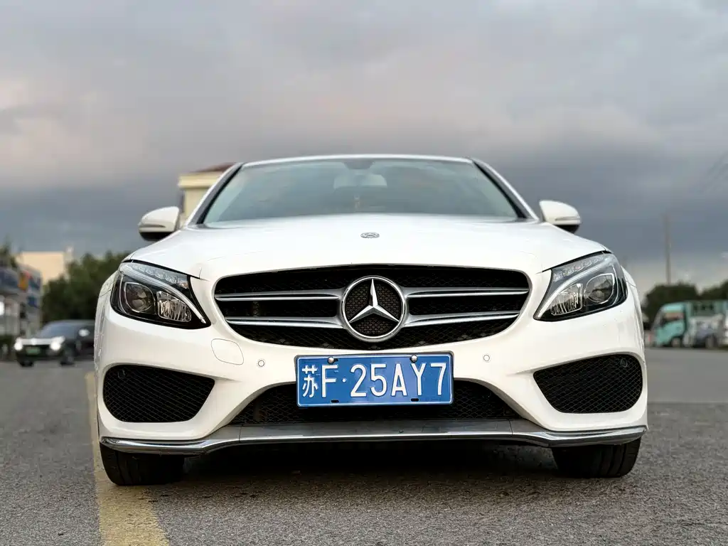 Mercedes-Benz C-Class — миниатюра 3