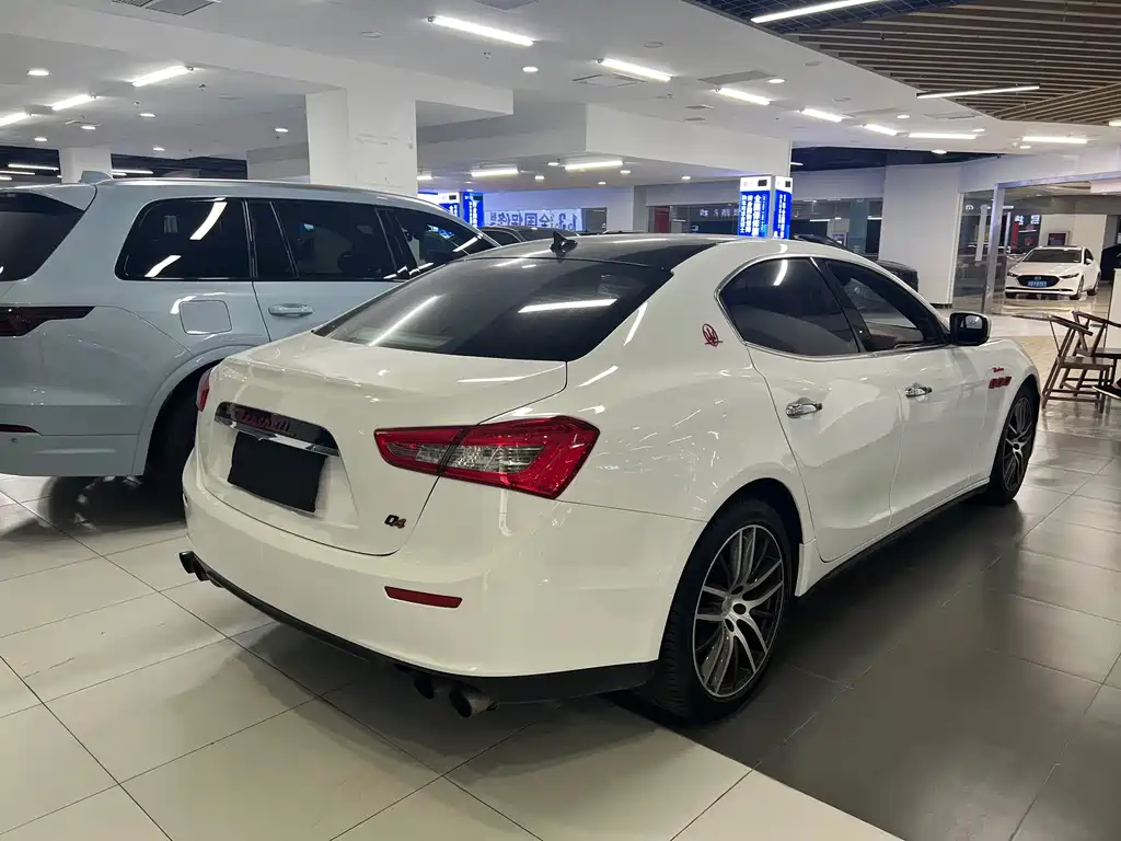 Maserati Ghibli 2014 3.0T Standard