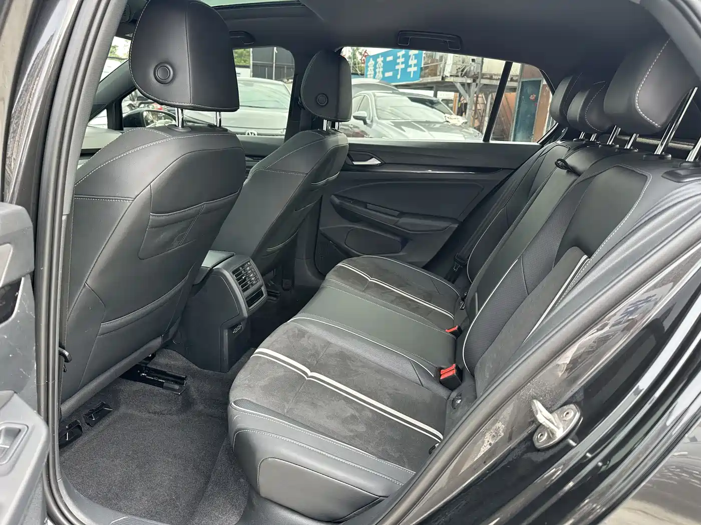 Volkswagen Golf id 4583718 из Китая 10