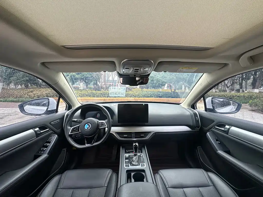 BYD Tang — миниатюра 9