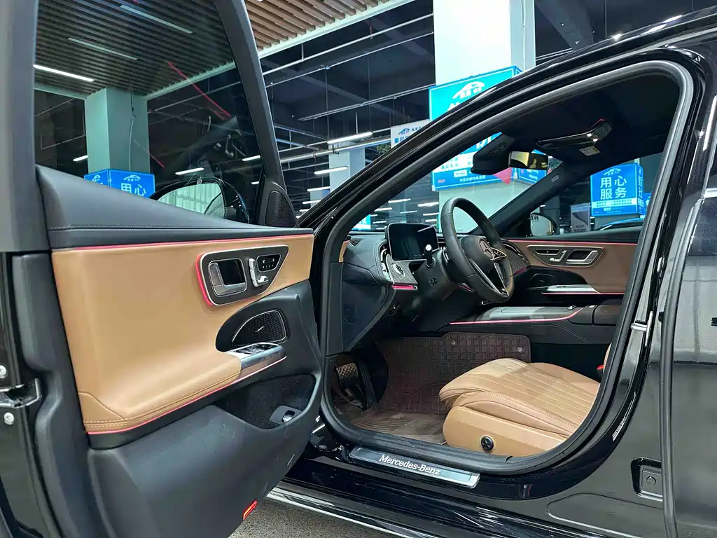 Mercedes-Benz E-Class E 2025 E 300 L Fashion