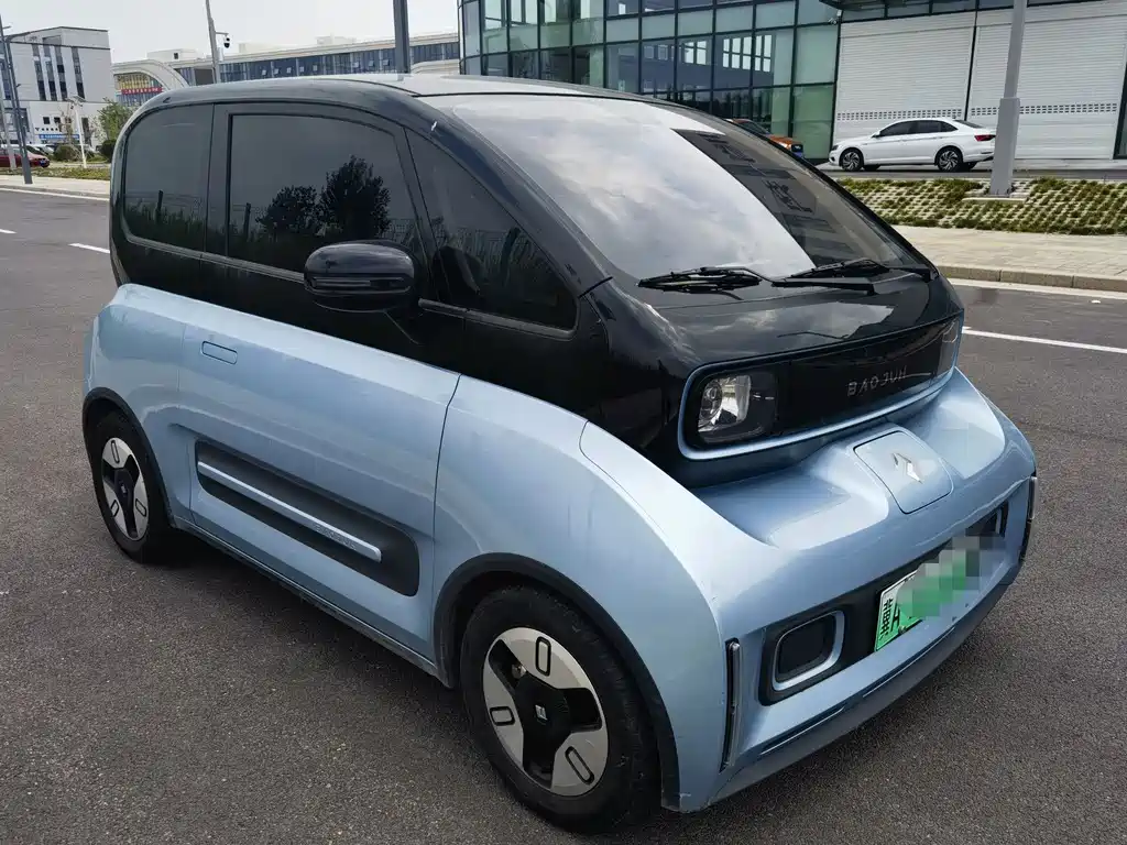 Baojun E300 — миниатюра 3