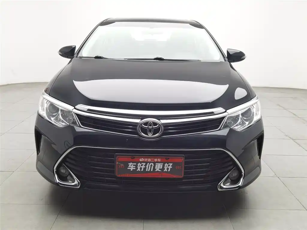 Toyota Camry 2016 2.0G Lead
