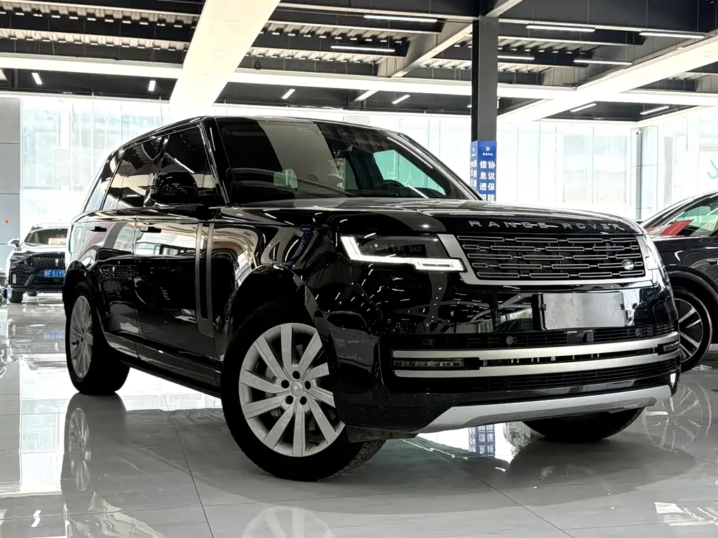 Land Rover Range Rover 2025 3.0 L6 360PS