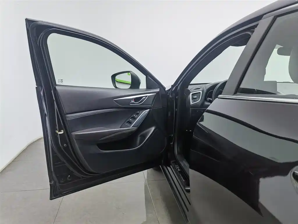 Mazda CX-4 2016 2.0L AT